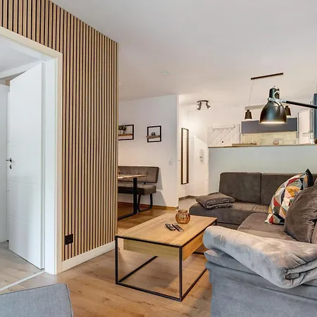 Luettke Stoben Am Steinhuder * Wunstorf